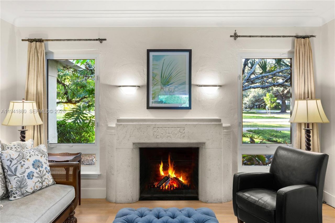 1901 Country Club Prado, Coral Gables, FL 33134 Photo