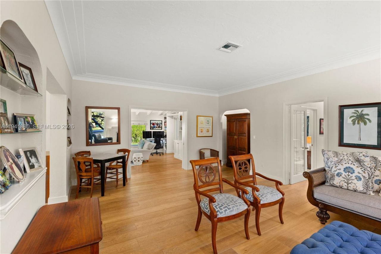 1901 Country Club Prado, Coral Gables, FL 33134 Photo