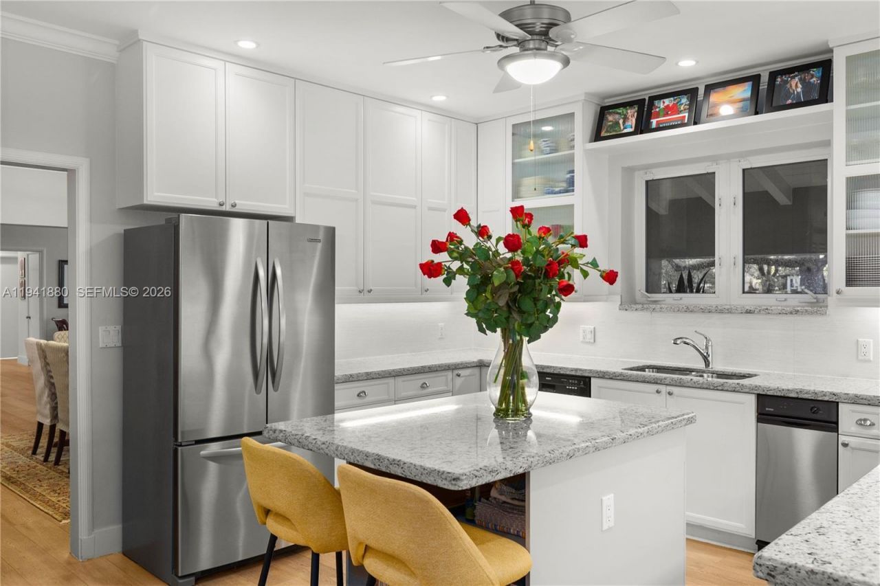 1901 Country Club Prado, Coral Gables, FL 33134 Photo