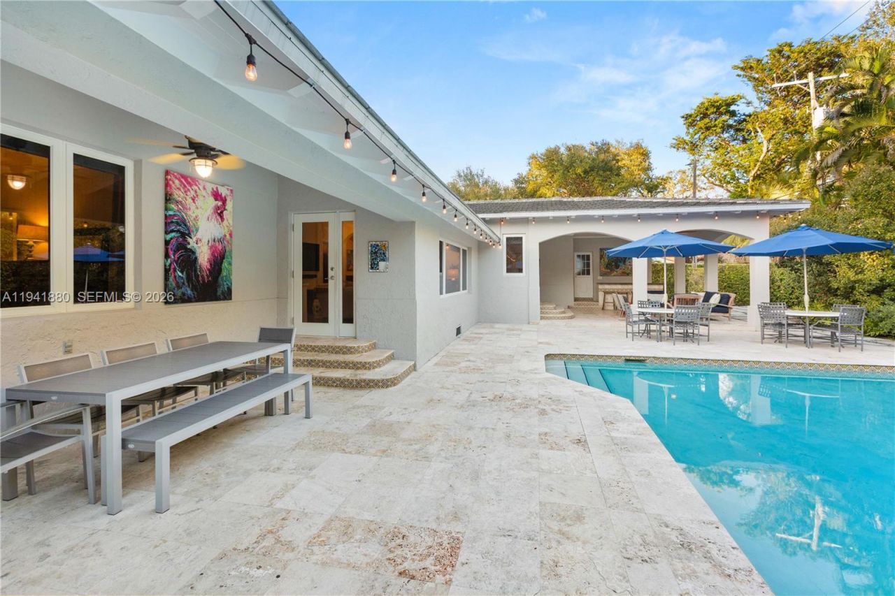 1901 Country Club Prado, Coral Gables, FL 33134 Photo