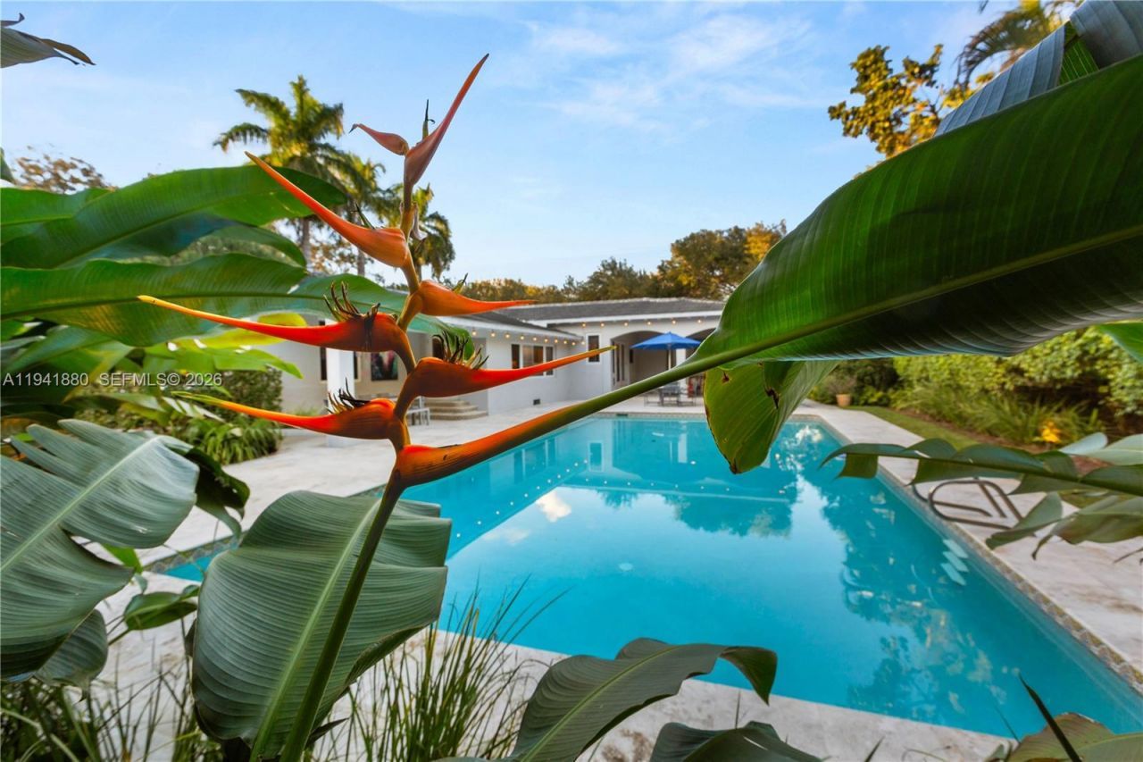 1901 Country Club Prado, Coral Gables, FL 33134 Photo