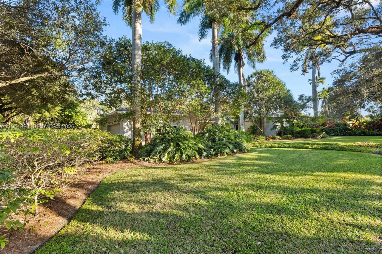 1901 Country Club Prado, Coral Gables, FL 33134 Photo