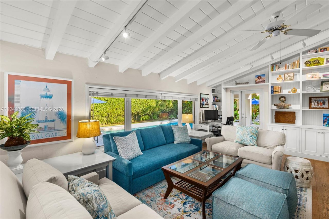 1901 Country Club Prado, Coral Gables, FL 33134 Photo