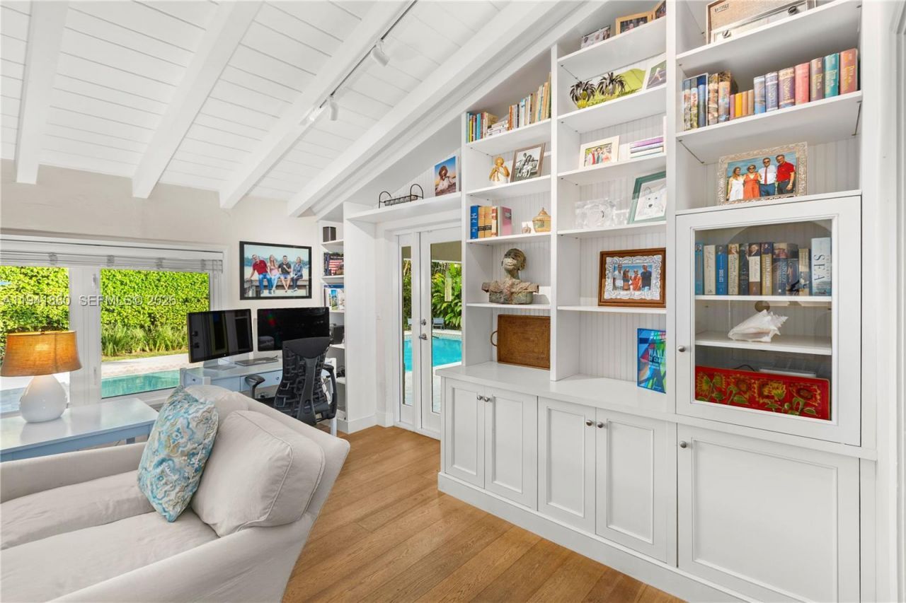 1901 Country Club Prado, Coral Gables, FL 33134 Photo