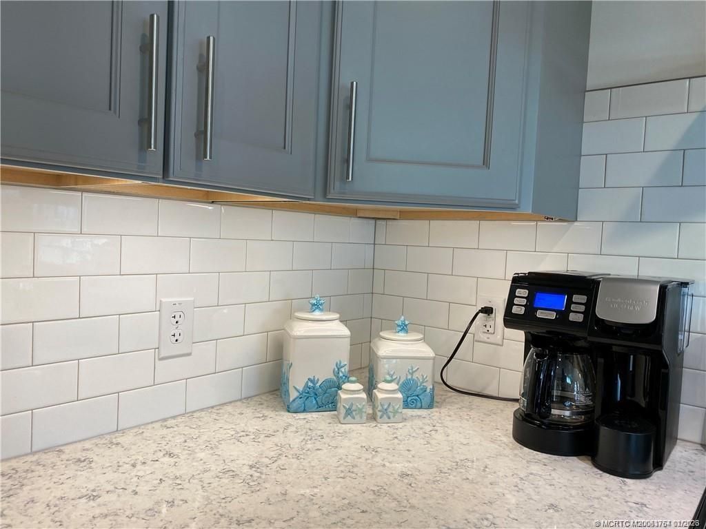 2646 NE Pelican Way E, Jensen Beach, FL 34957 Photo