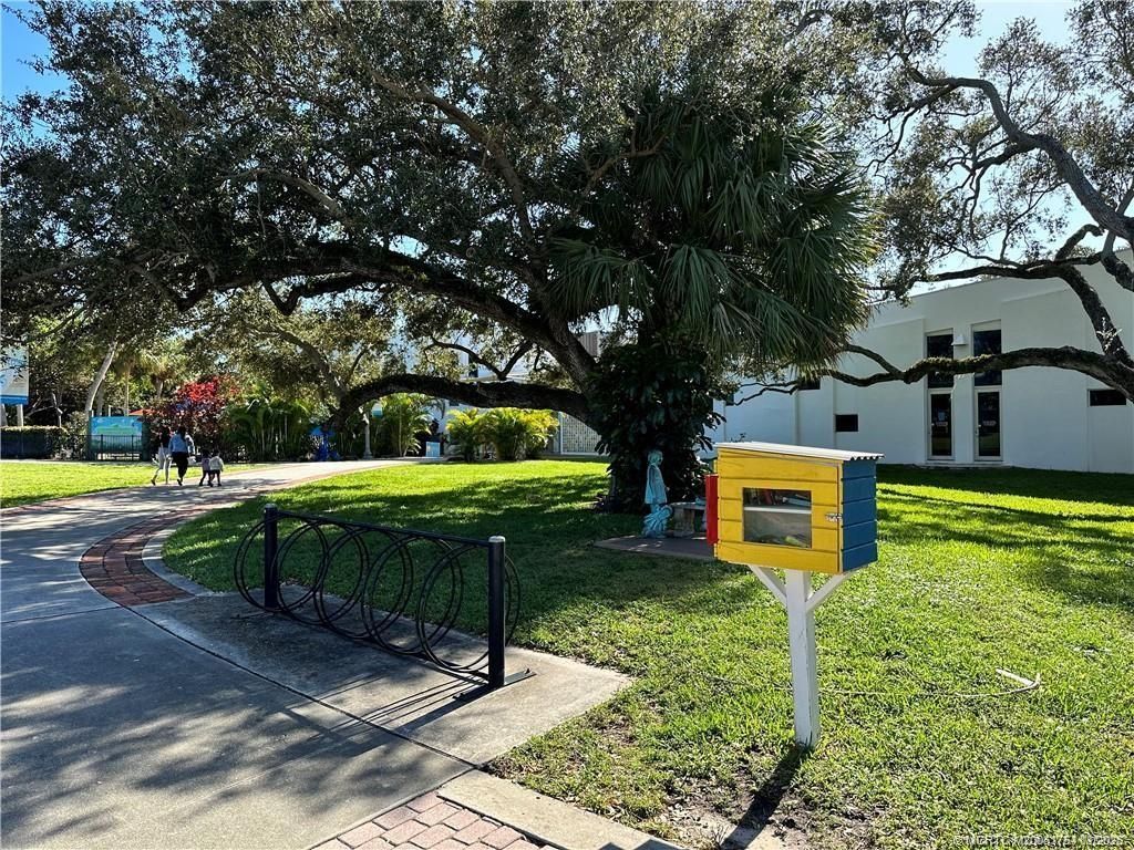 2646 NE Pelican Way E, Jensen Beach, FL 34957 Photo