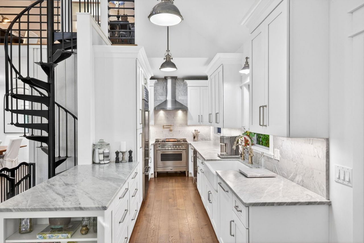 1973 Wild Lime Dr, Sanibel, FL 33957 Photo