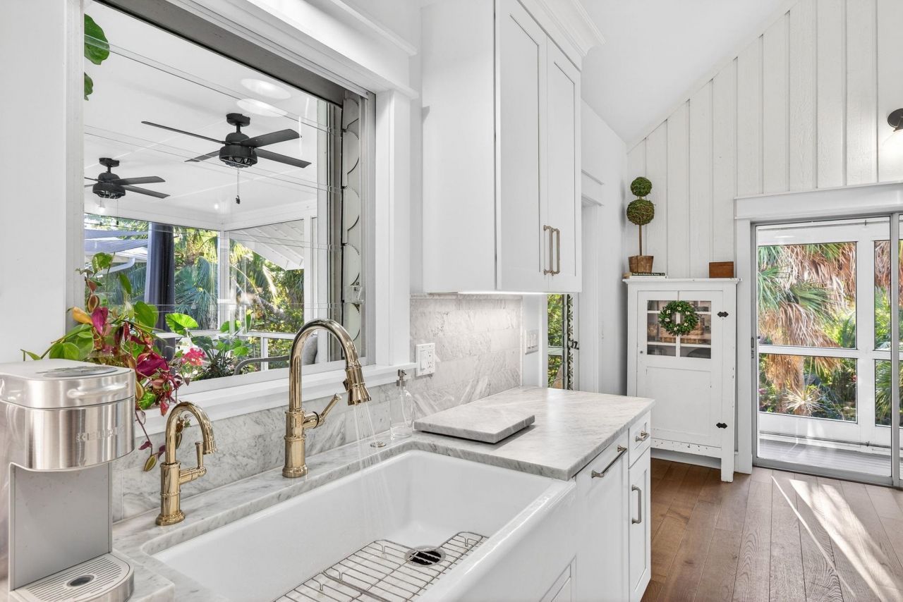 1973 Wild Lime Dr, Sanibel, FL 33957 Photo