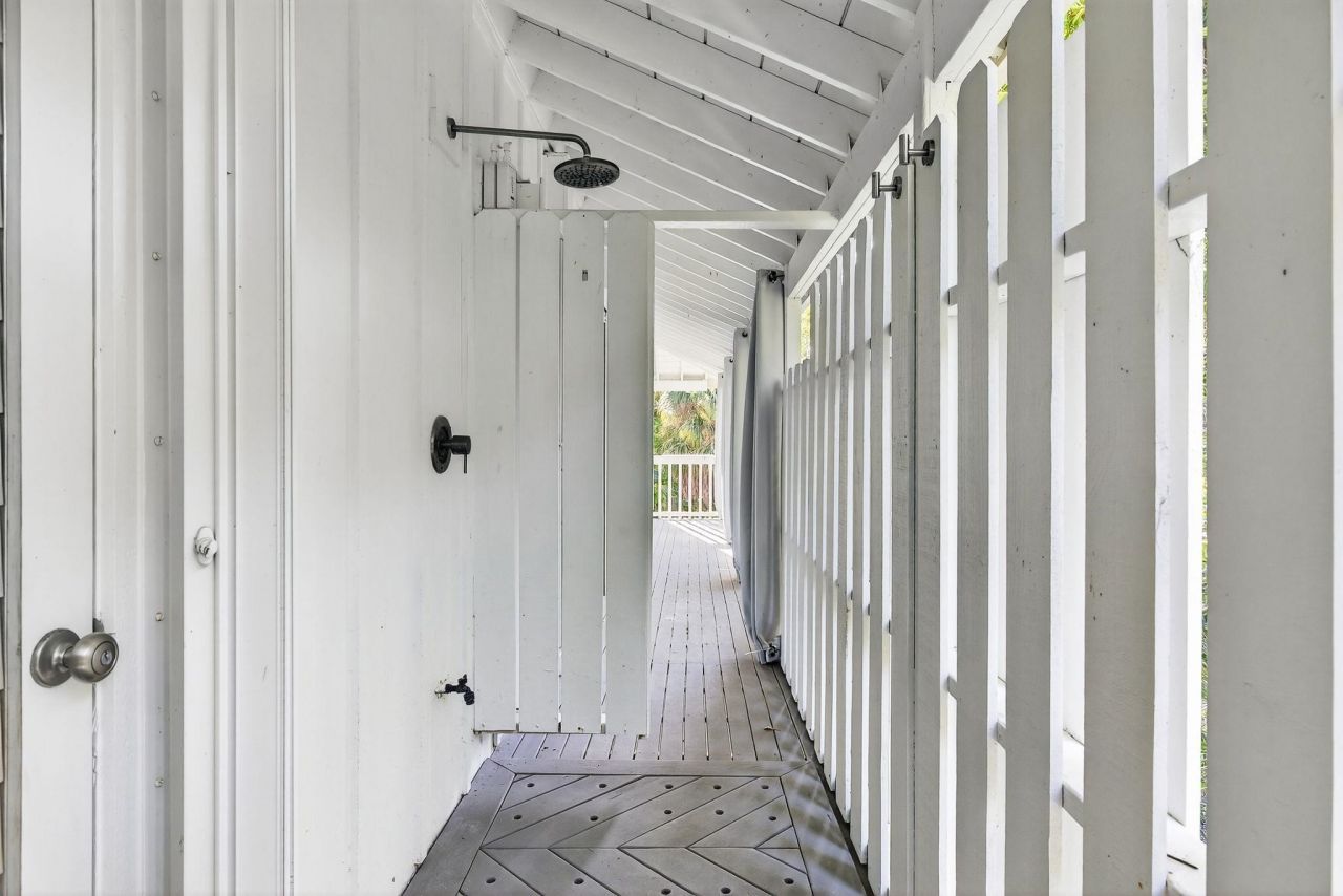 1973 Wild Lime Dr, Sanibel, FL 33957 Photo