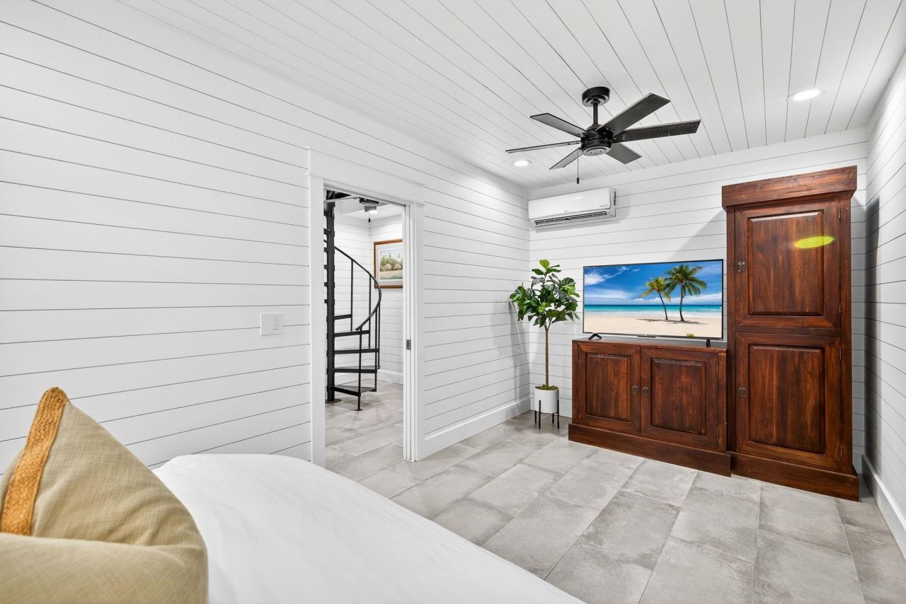 1973 Wild Lime Dr, Sanibel, FL 33957 Photo