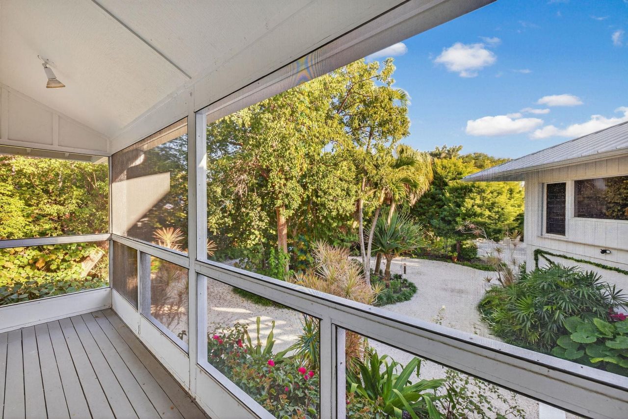 1973 Wild Lime Dr, Sanibel, FL 33957 Photo