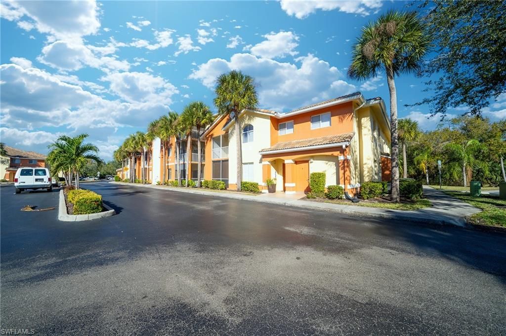 6361 Aragon Way, Unit 106, Fort Myers, FL 33966 Photo