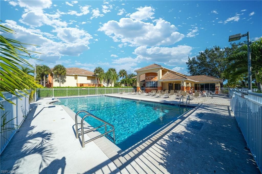 6361 Aragon Way, Unit 106, Fort Myers, FL 33966 Photo