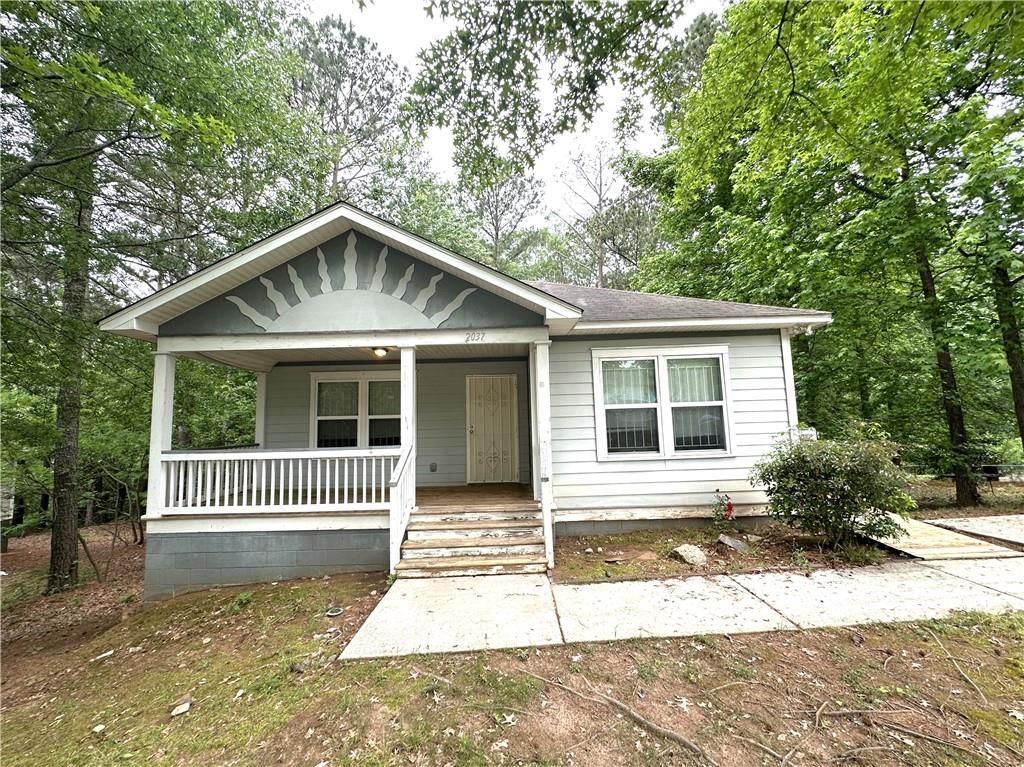 2037 Lakewood Trail Se, Atlanta, GA 30315 Main Photo