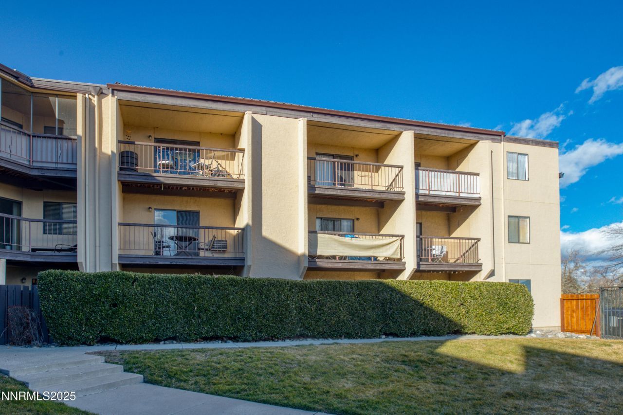 2450 Lymbery Street, Unit APT 213, Reno, NV 89509 Photo