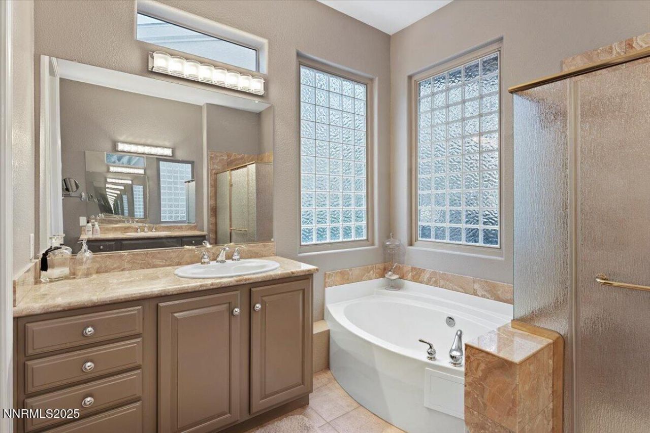 9900 Wilbur May Parkway, Unit APT 602, Reno, NV 89521 Photo