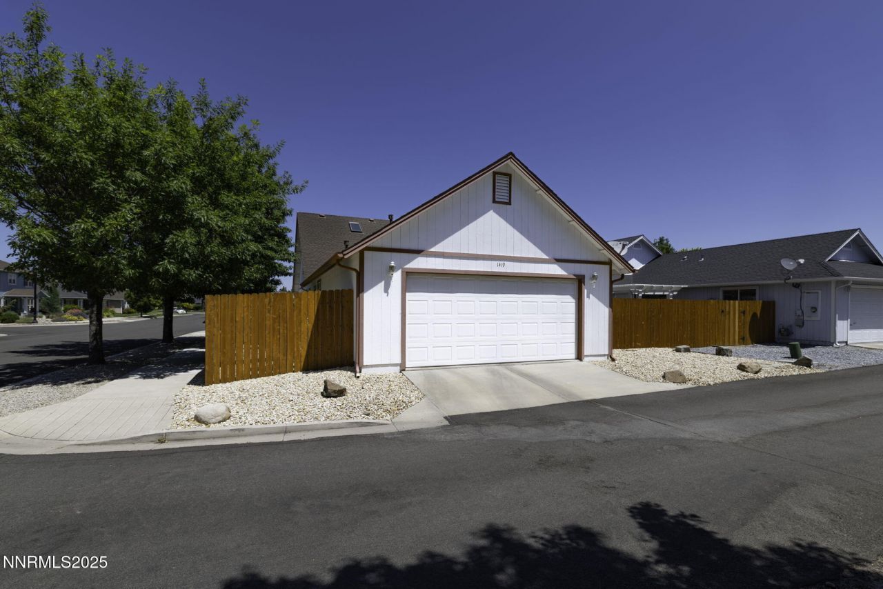 1419 Honey Locust Avenue, Gardnerville, NV 89410 Photo