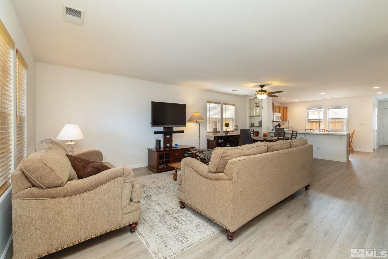 1419 Honey Locust Avenue, Gardnerville, NV 89410 Photo