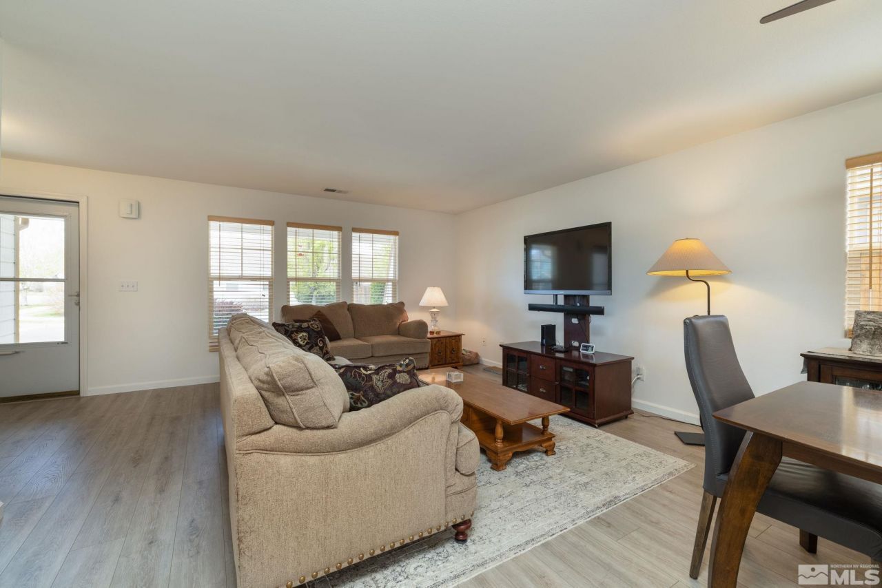 1419 Honey Locust Avenue, Gardnerville, NV 89410 Photo