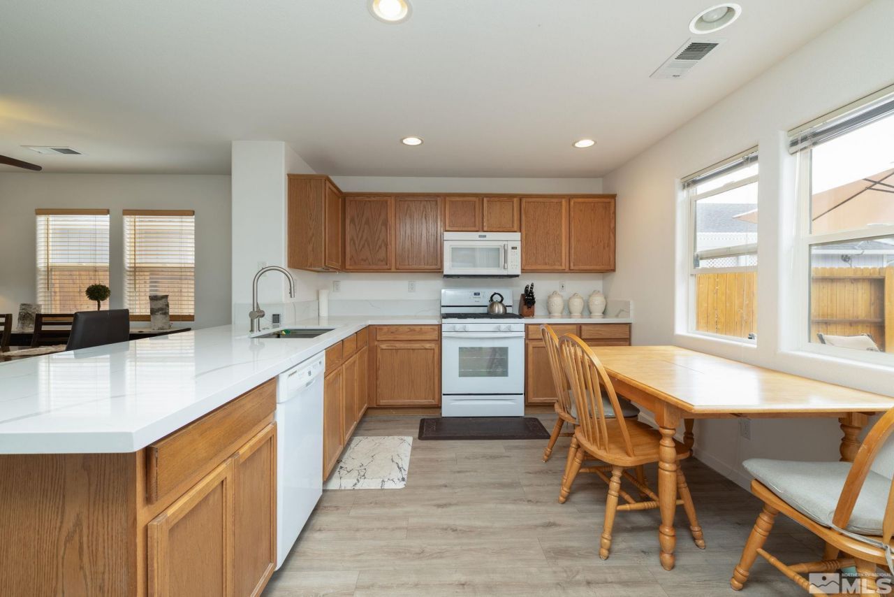 1419 Honey Locust Avenue, Gardnerville, NV 89410 Photo