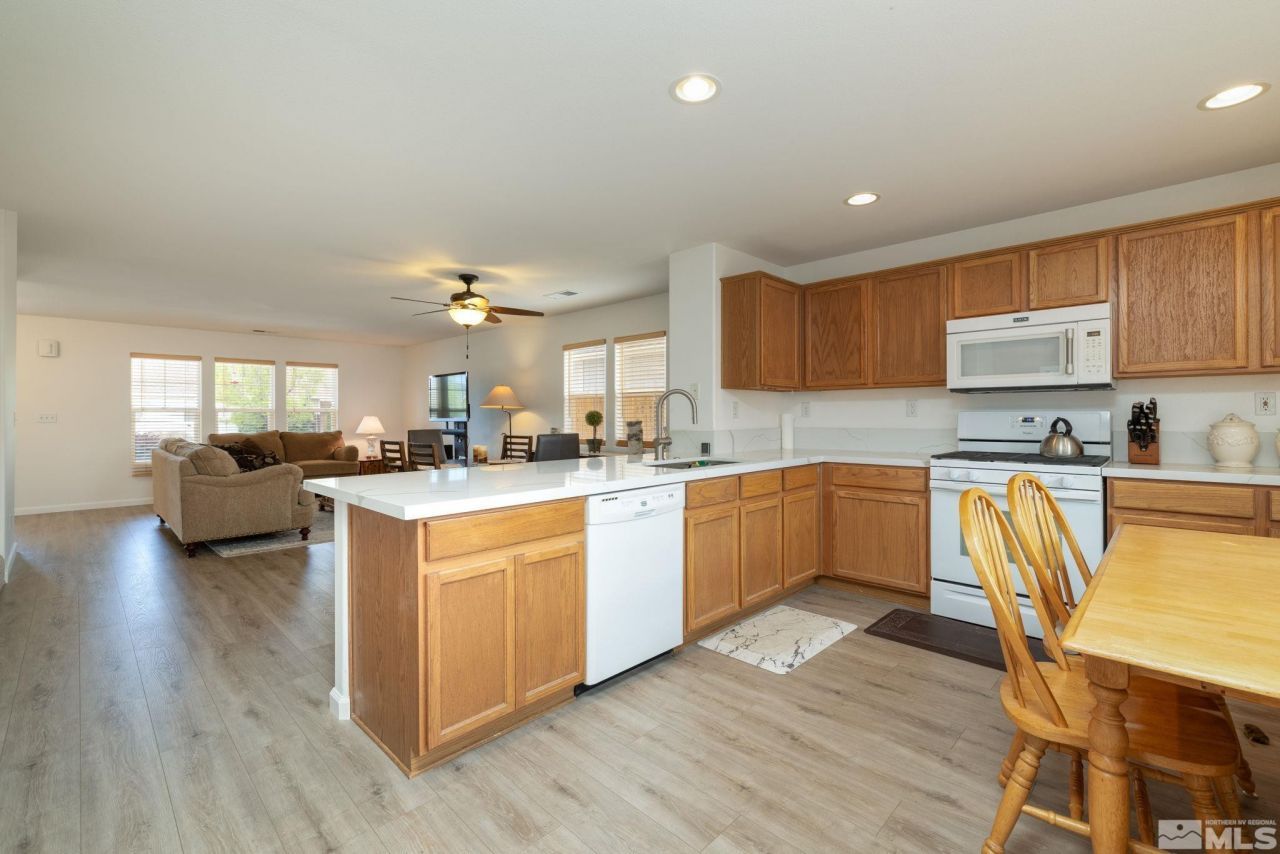 1419 Honey Locust Avenue, Gardnerville, NV 89410 Photo