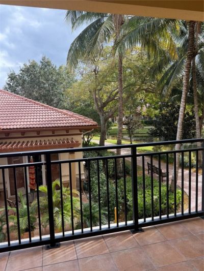 16135 Emerald Estates Drive, Unit 261, Weston, FL 33331 Photo