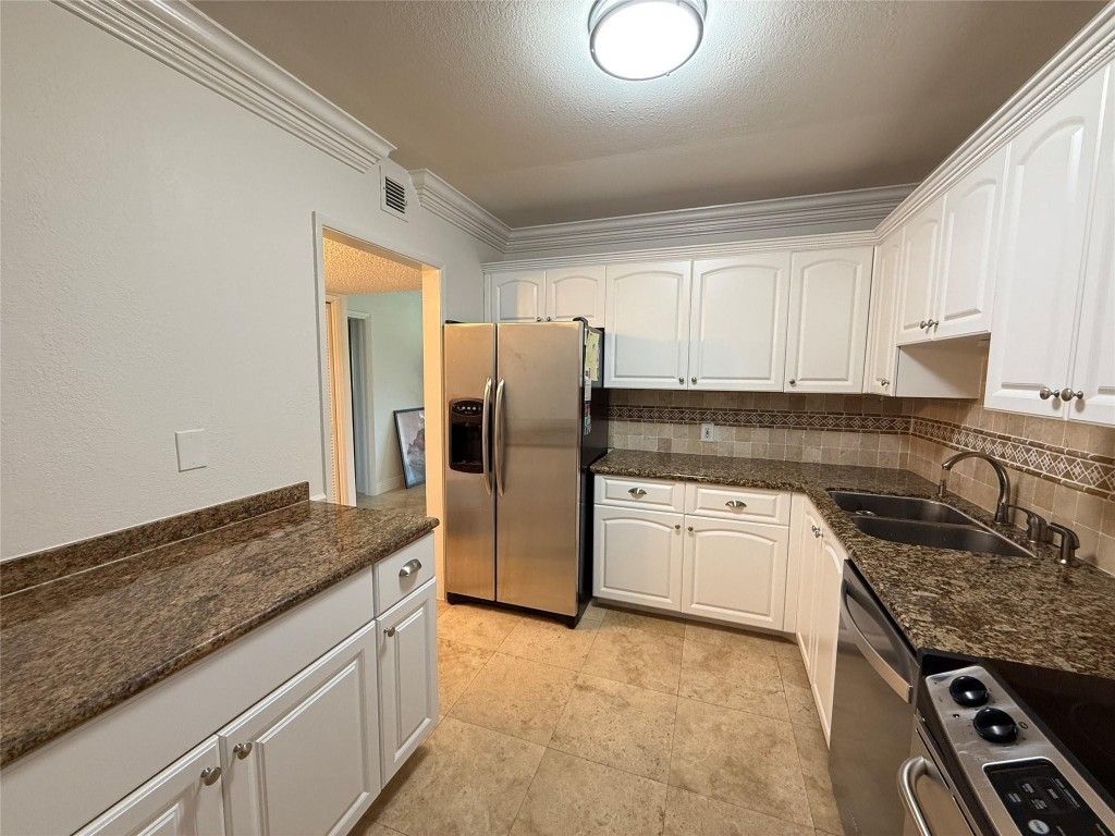 3000 N Palm Aire Drive, Unit 107, Pompano Beach, FL 33069 Photo