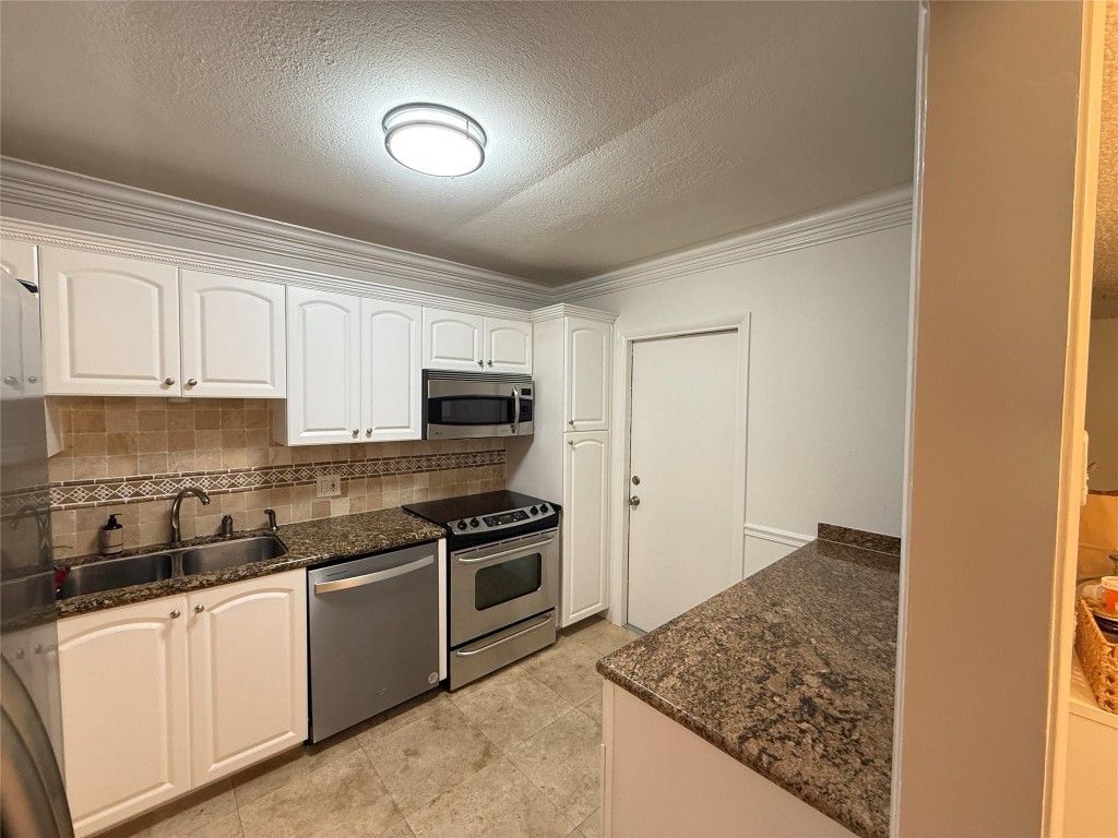 3000 N Palm Aire Drive, Unit 107, Pompano Beach, FL 33069 Photo