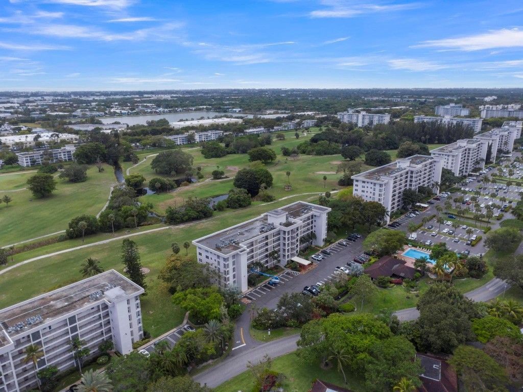 3000 N Palm Aire Drive, Unit 107, Pompano Beach, FL 33069 Photo