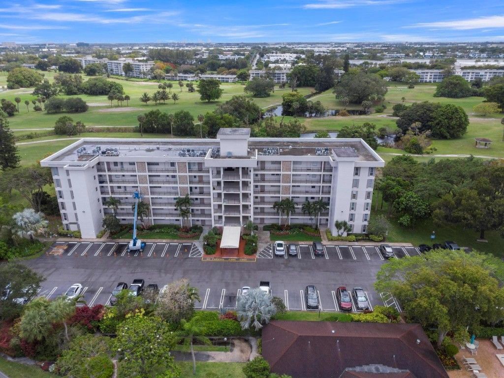 3000 N Palm Aire Drive, Unit 107, Pompano Beach, FL 33069 Photo