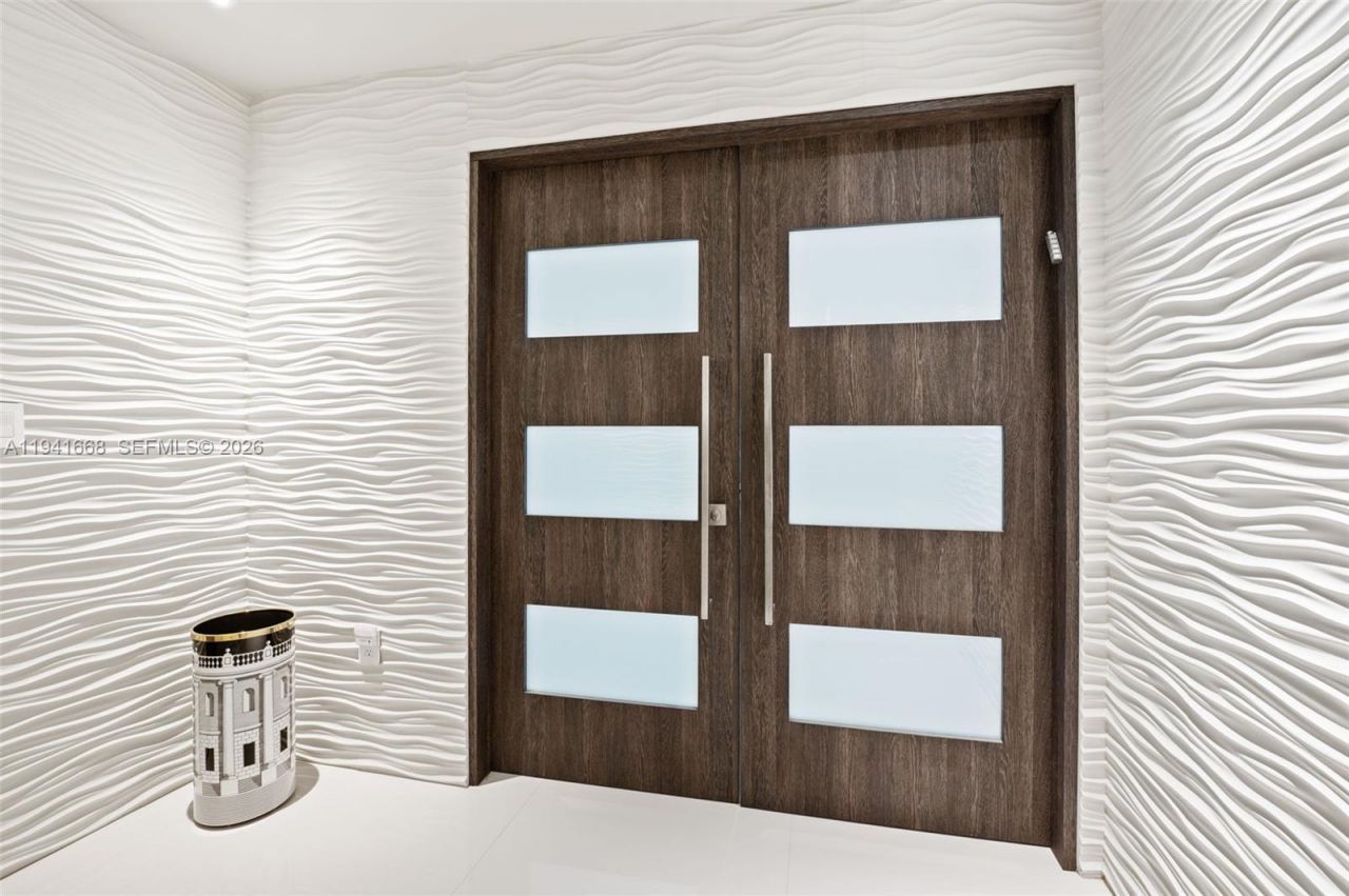 9601 Collins Ave, Unit 908, Bal Harbour, FL 33154 Photo