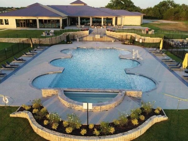 1626 Governors Boulevard, Heath, TX 75126