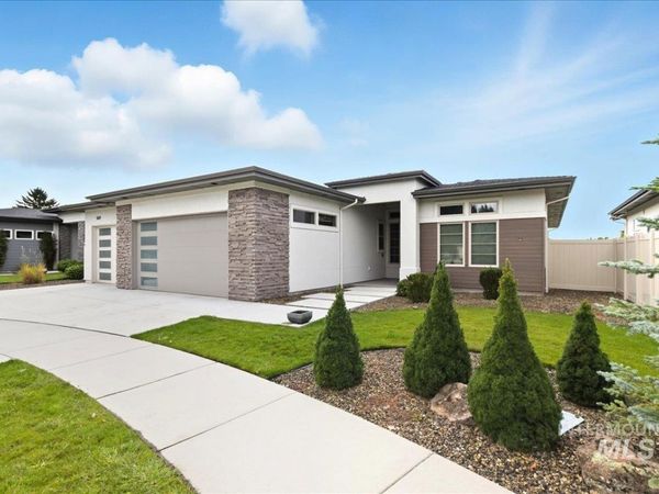 569 W Carnelian Lane, Eagle, ID 83616
