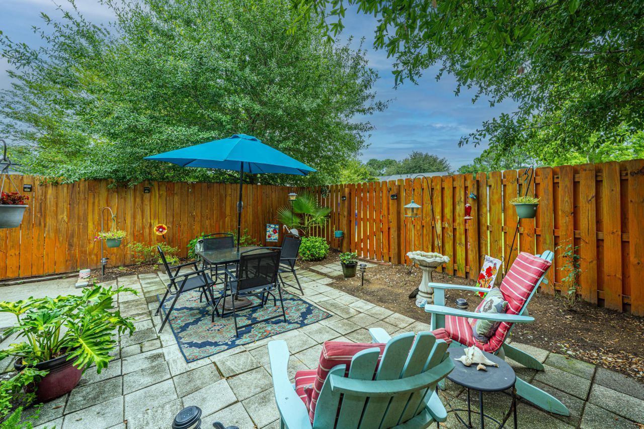 1407 Amanda Park Lane Photo 17