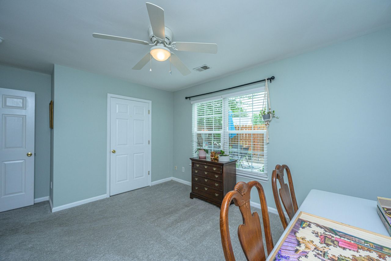 1407 Amanda Park Lane Photo 29