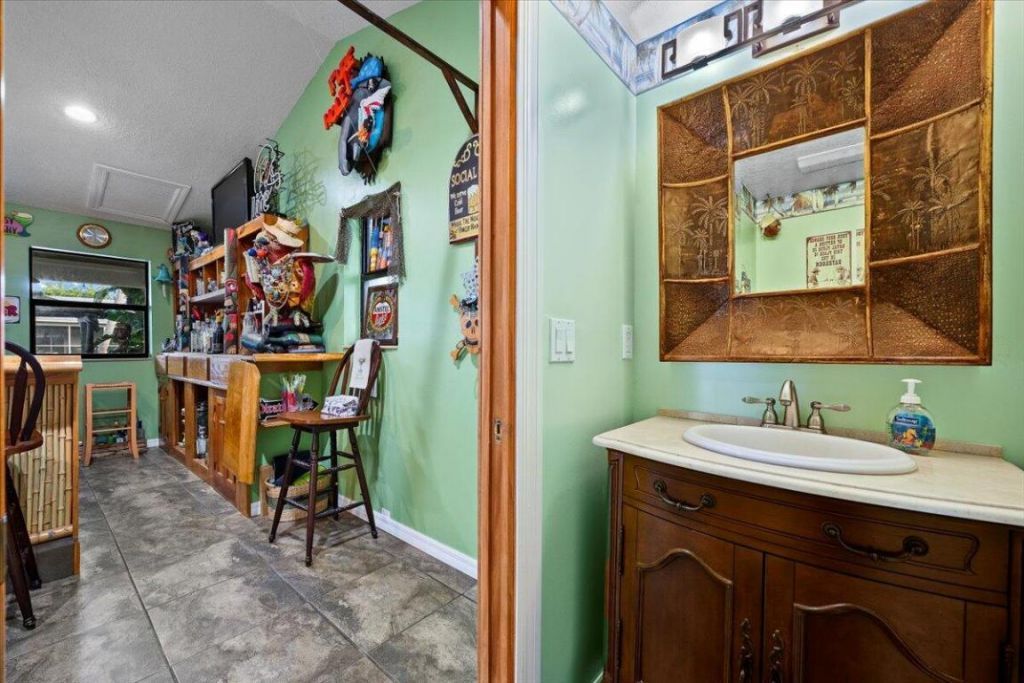 9363 SE Cove Point Street, Tequesta, FL 33469 Photo