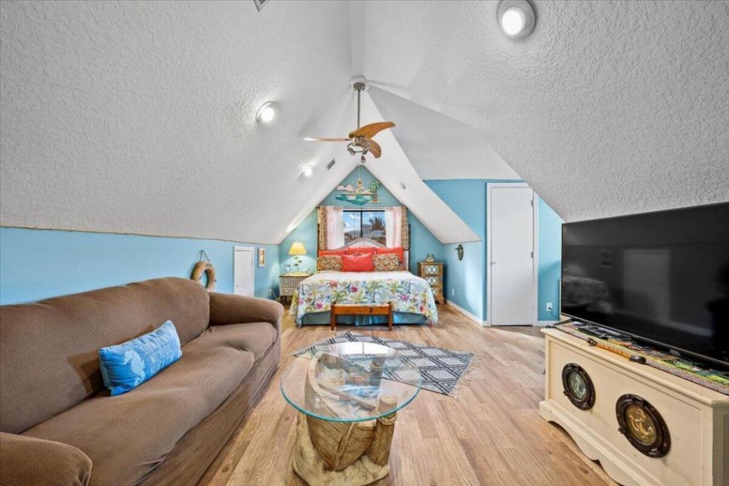 9363 SE Cove Point Street, Tequesta, FL 33469 Photo