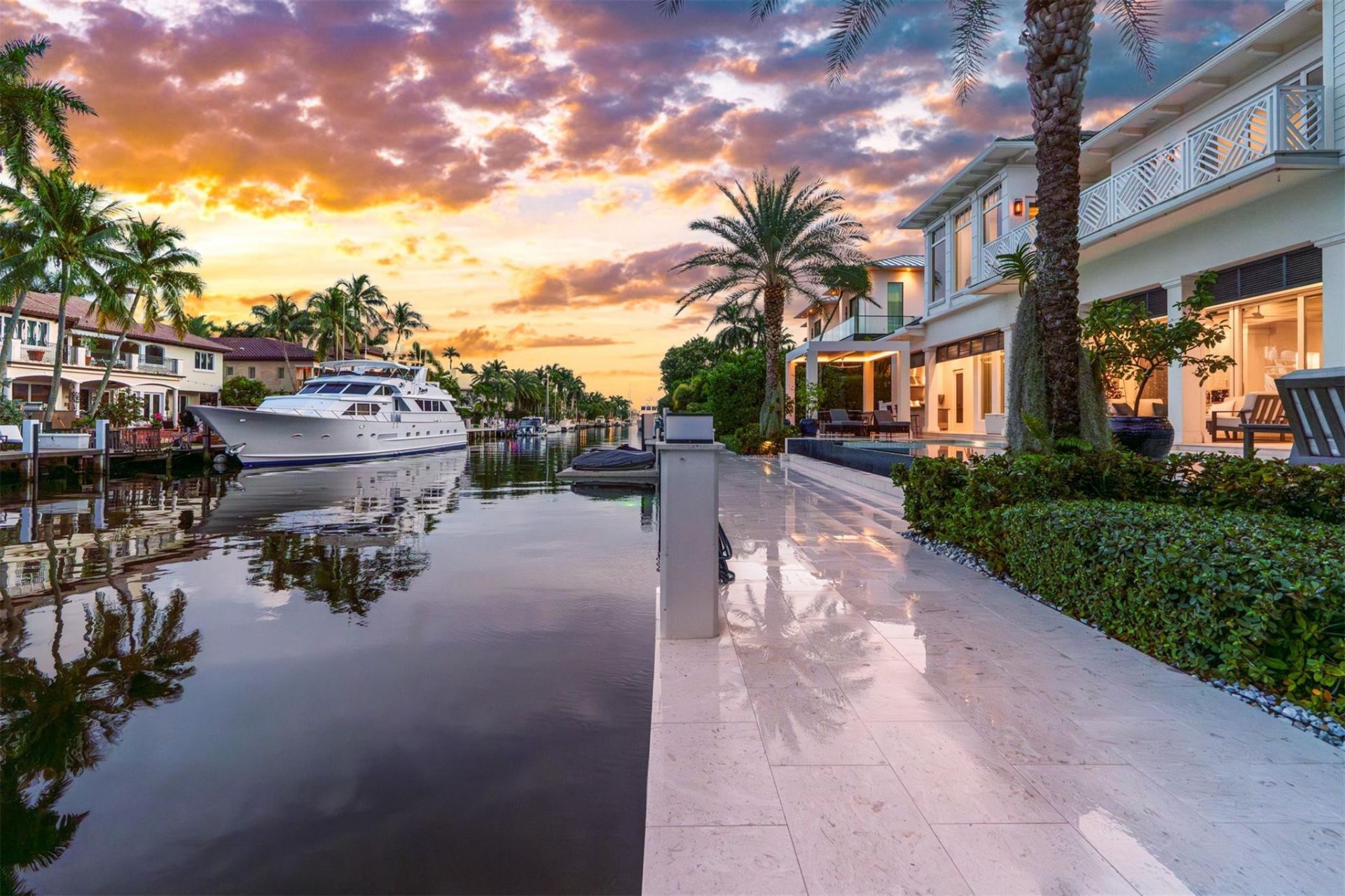 400 Coral Way, Fort Lauderdale, FL 33301 Photo