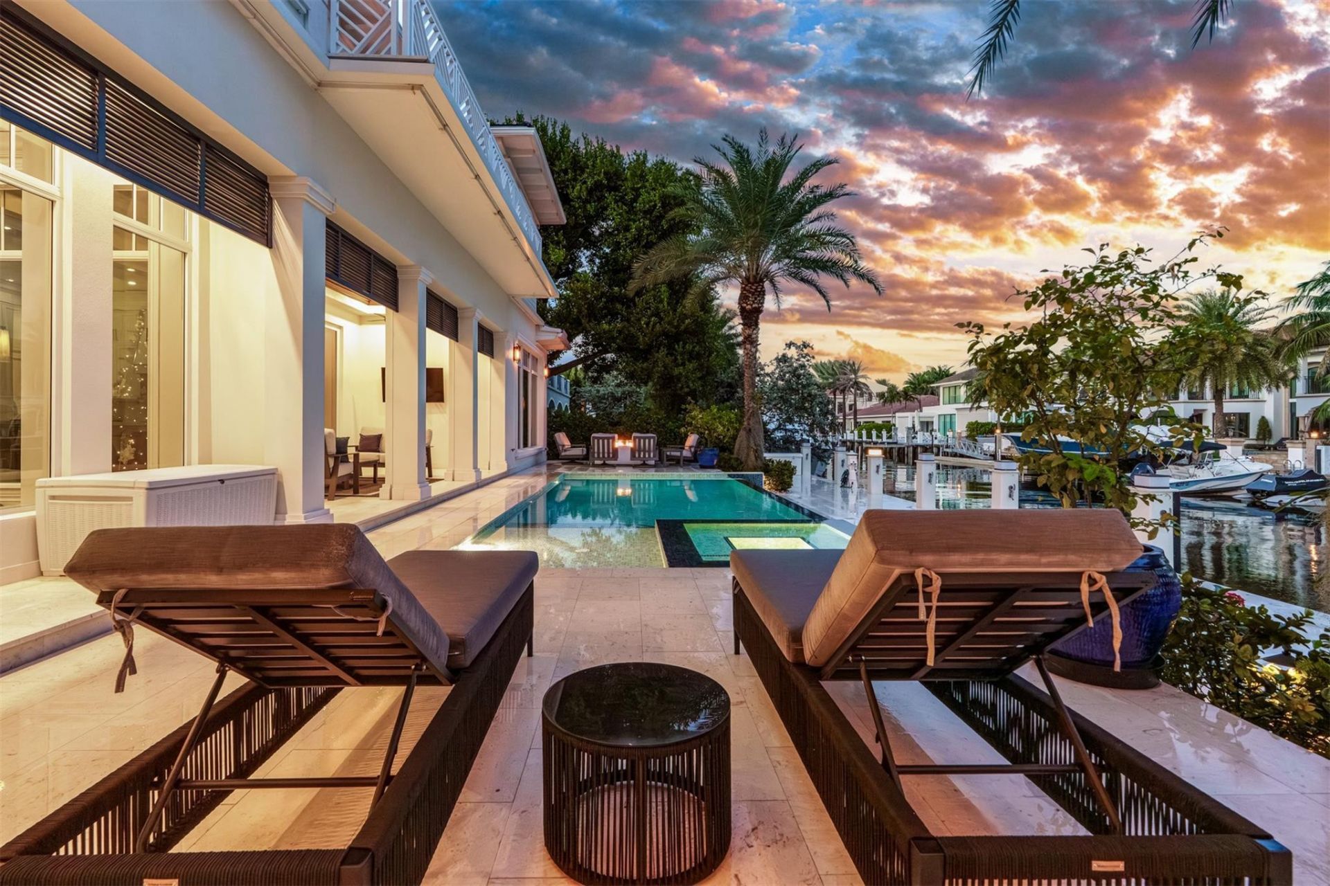 400 Coral Way, Fort Lauderdale, FL 33301 Photo