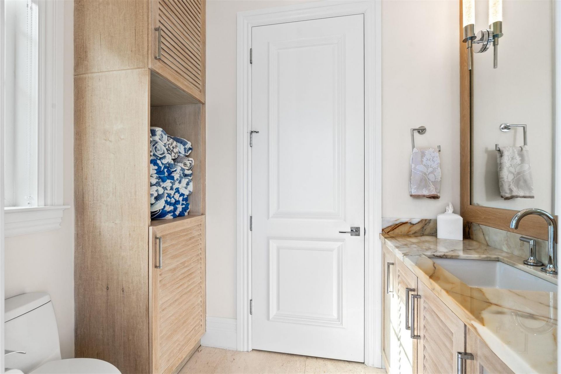 400 Coral Way, Fort Lauderdale, FL 33301 Photo