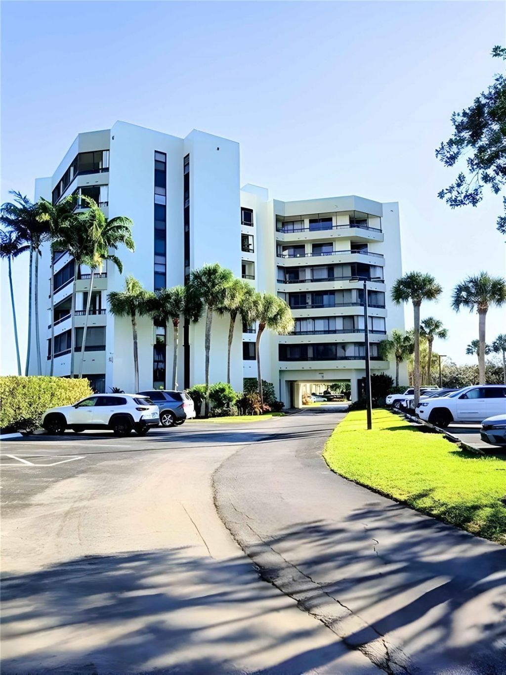 6463 La Costa Drive, Unit 301, Boca Raton, FL 33433 Photo