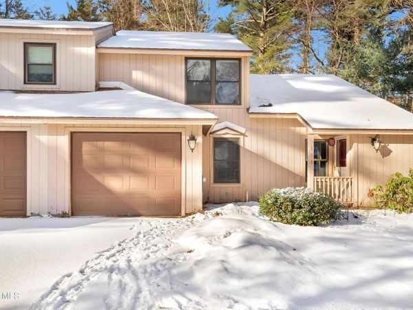 130 Thimbleberry Road, Malta, NY 12020