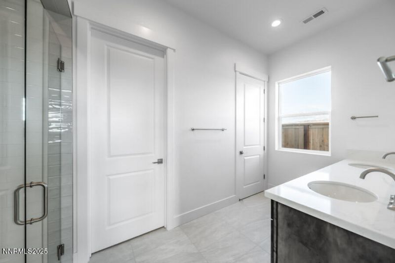 2305 Rocky Anchor Lane, Unit Oakhill 13, Sparks, NV 89436 Photo