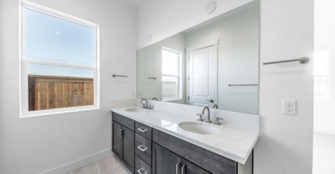 2305 Rocky Anchor Lane, Unit Oakhill 13, Sparks, NV 89436 Photo