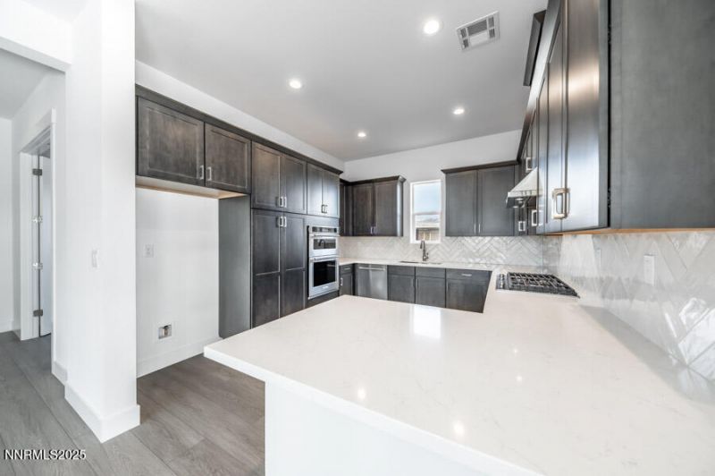 2305 Rocky Anchor Lane, Unit Oakhill 13, Sparks, NV 89436 Photo