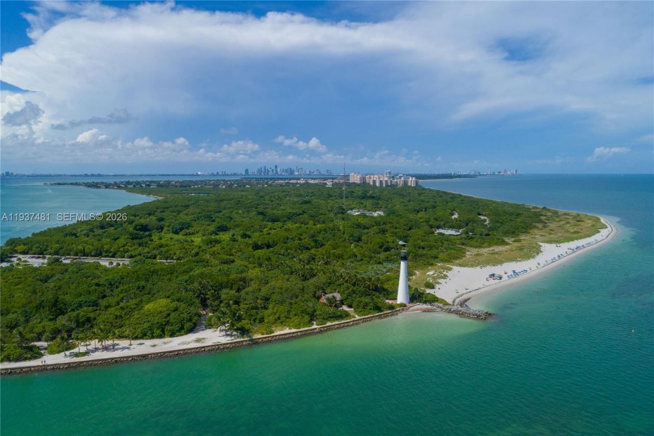 781 Crandon Blvd, Unit 804, Key Biscayne, FL 33149 Photo