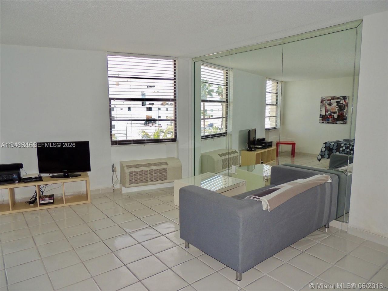 710 Washington Ave , Unit 522, Miami Beach, FL 33139 Photo