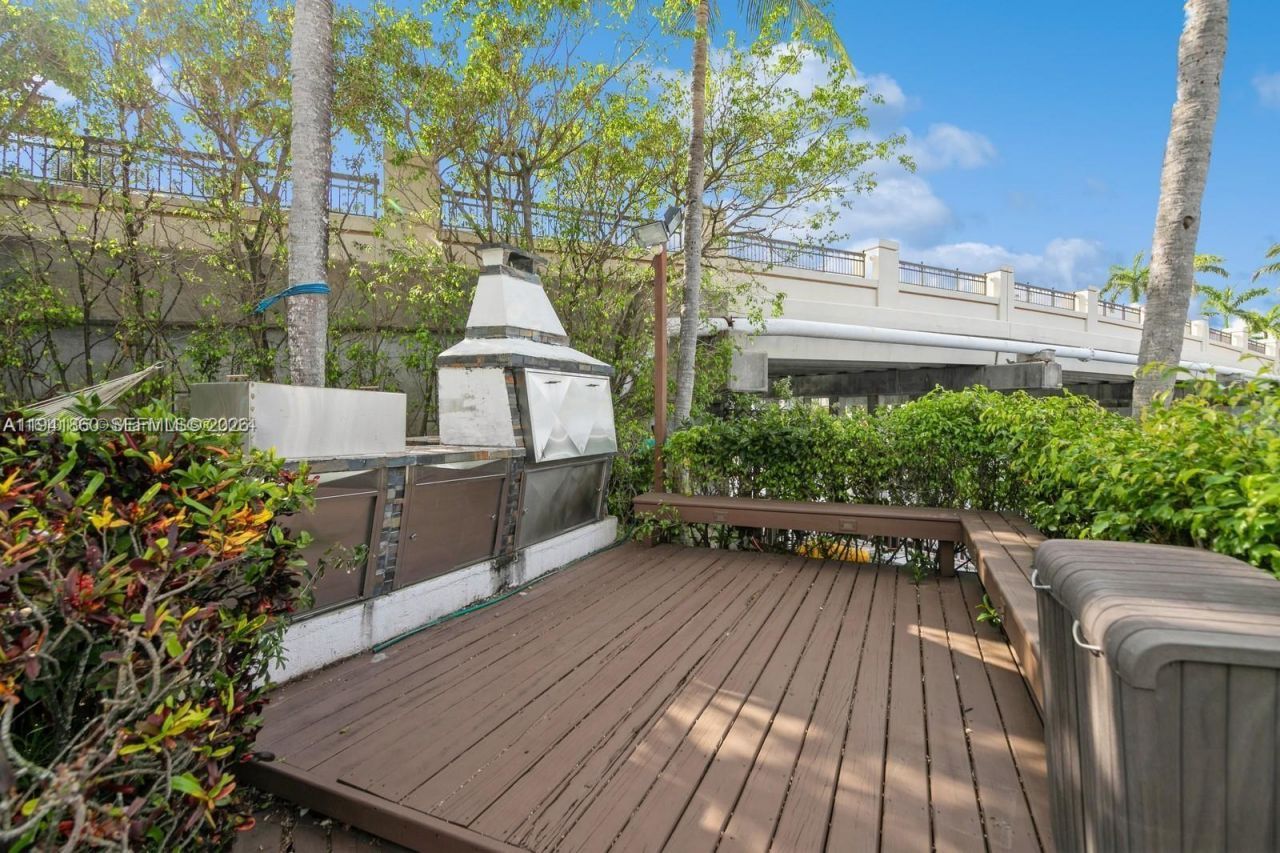 999 N Harbor Vw N, Hollywood, FL 33019 Photo