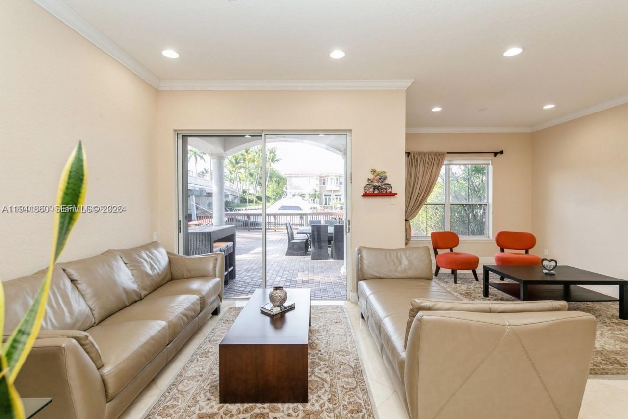 999 N Harbor Vw N, Hollywood, FL 33019 Photo