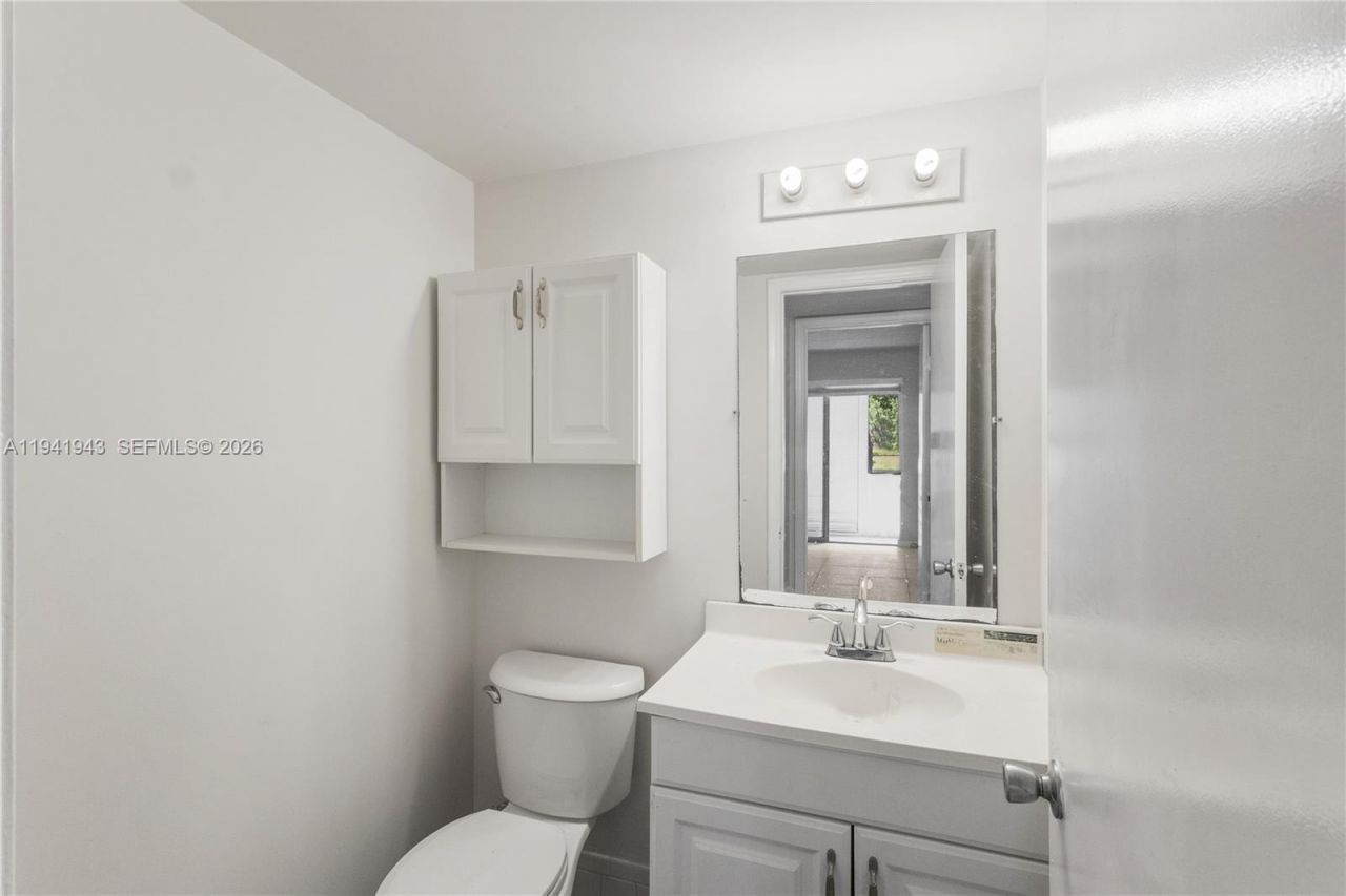 251 SW 132 Way, Unit 114H, Pembroke Pines, FL 33027 Photo